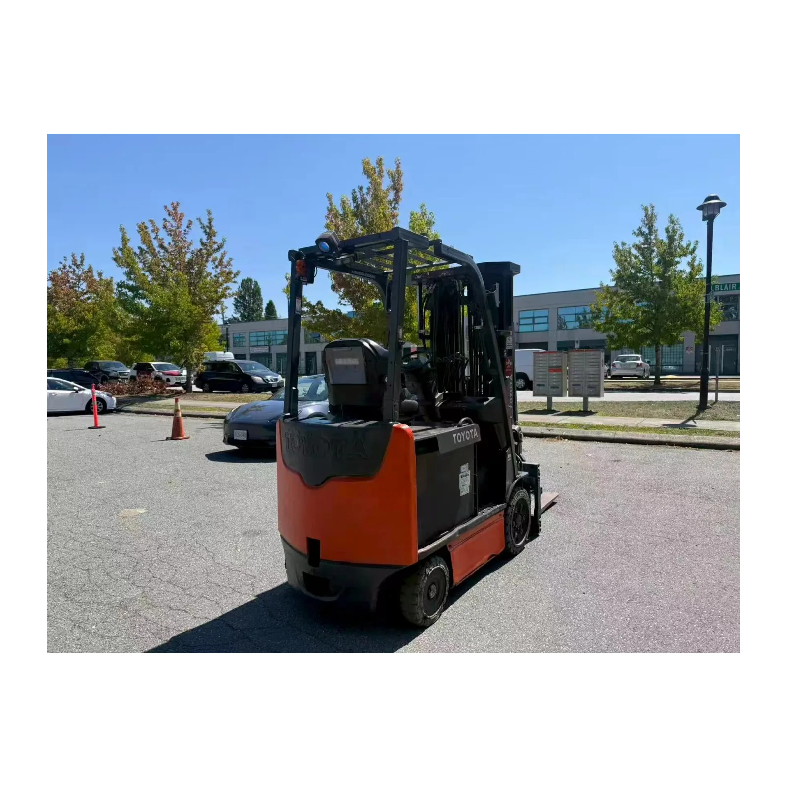 Toyota forklift, rear three-quarter view